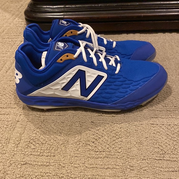 Brand new New Balance baseball cleats - Picture 4 of 4